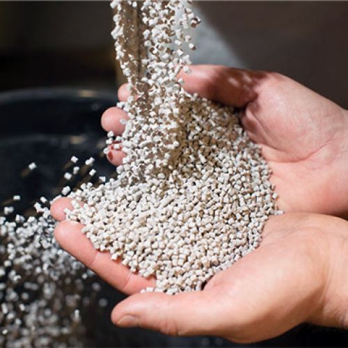 COMPOUND NHỰA KỸ THUẬT VÀ QUY TRÌNH TỔNG HỢP