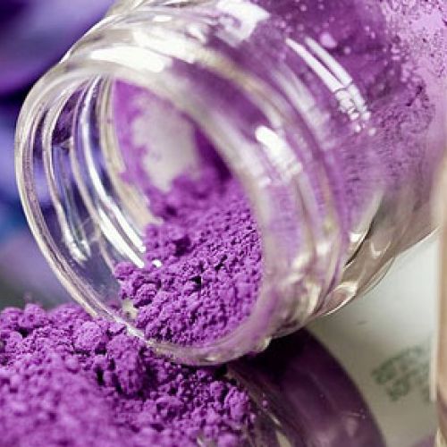 Bột màu công nghiệp là gì ? Ứng dụng trong các ngành công nghiệp của loại thành phẩm này